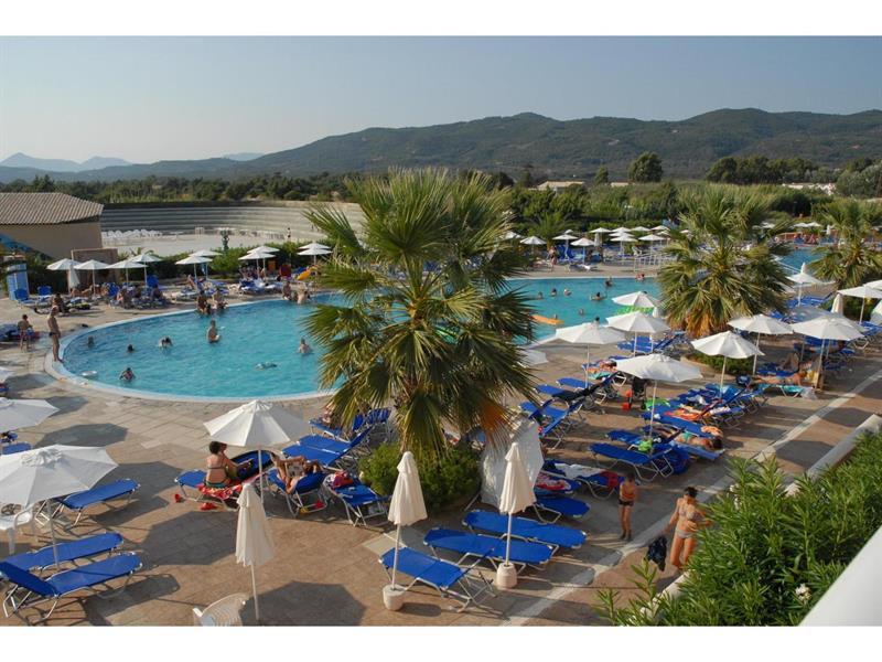 Palm Beach Lefkími Kültér fotó